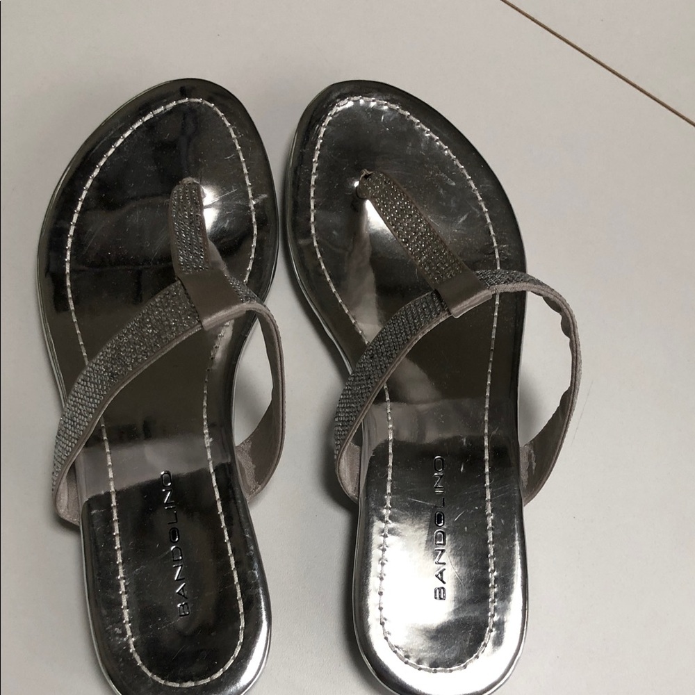 Bandolino Metallic Silver Glimmer Thong Sandals